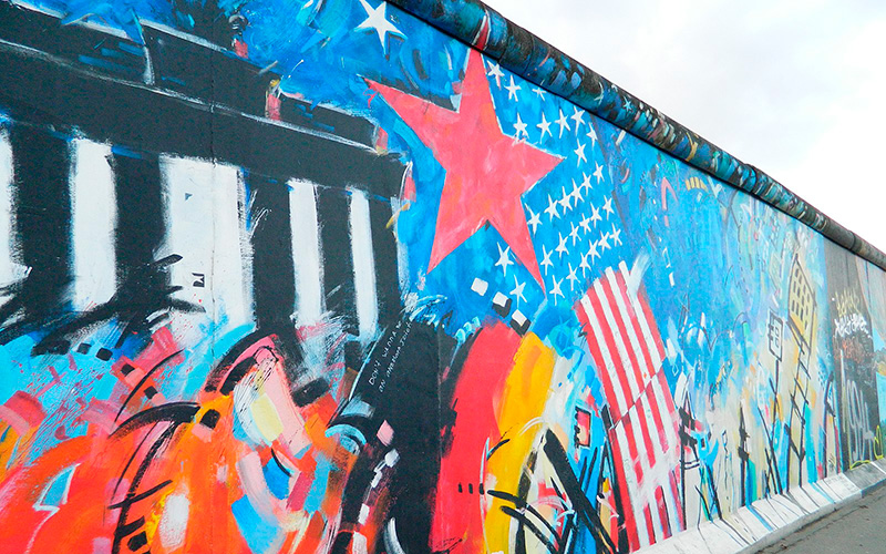 Графити на Берлинской стене